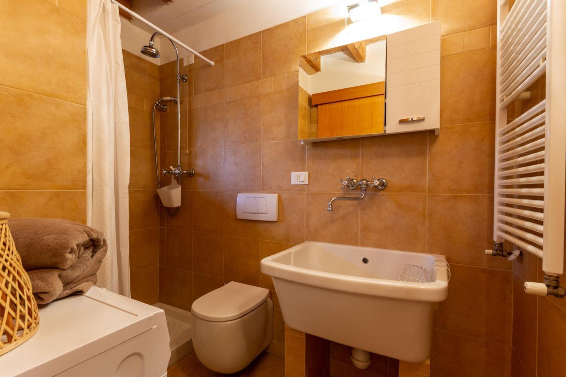 Casa Elisa Apartment มานโตวา ภายนอก รูปภาพ